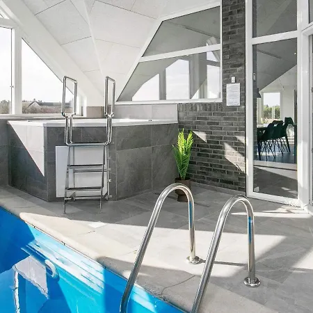 Semesterbostad Five-bedroom Holiday In Ringkobing 1 Klegod
