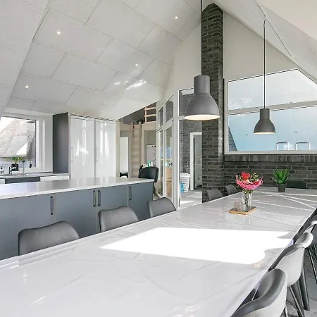 Five-bedroom Holiday In Ringkobing 1 Semesterbostad Klegod