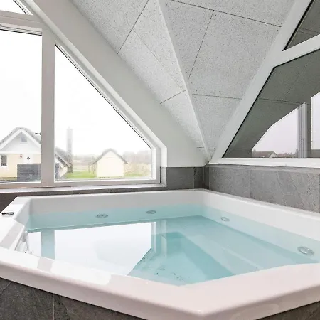 Five-bedroom Holiday In Ringkobing 1 Holiday home